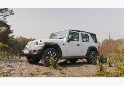 Mahindra Thar ROXX